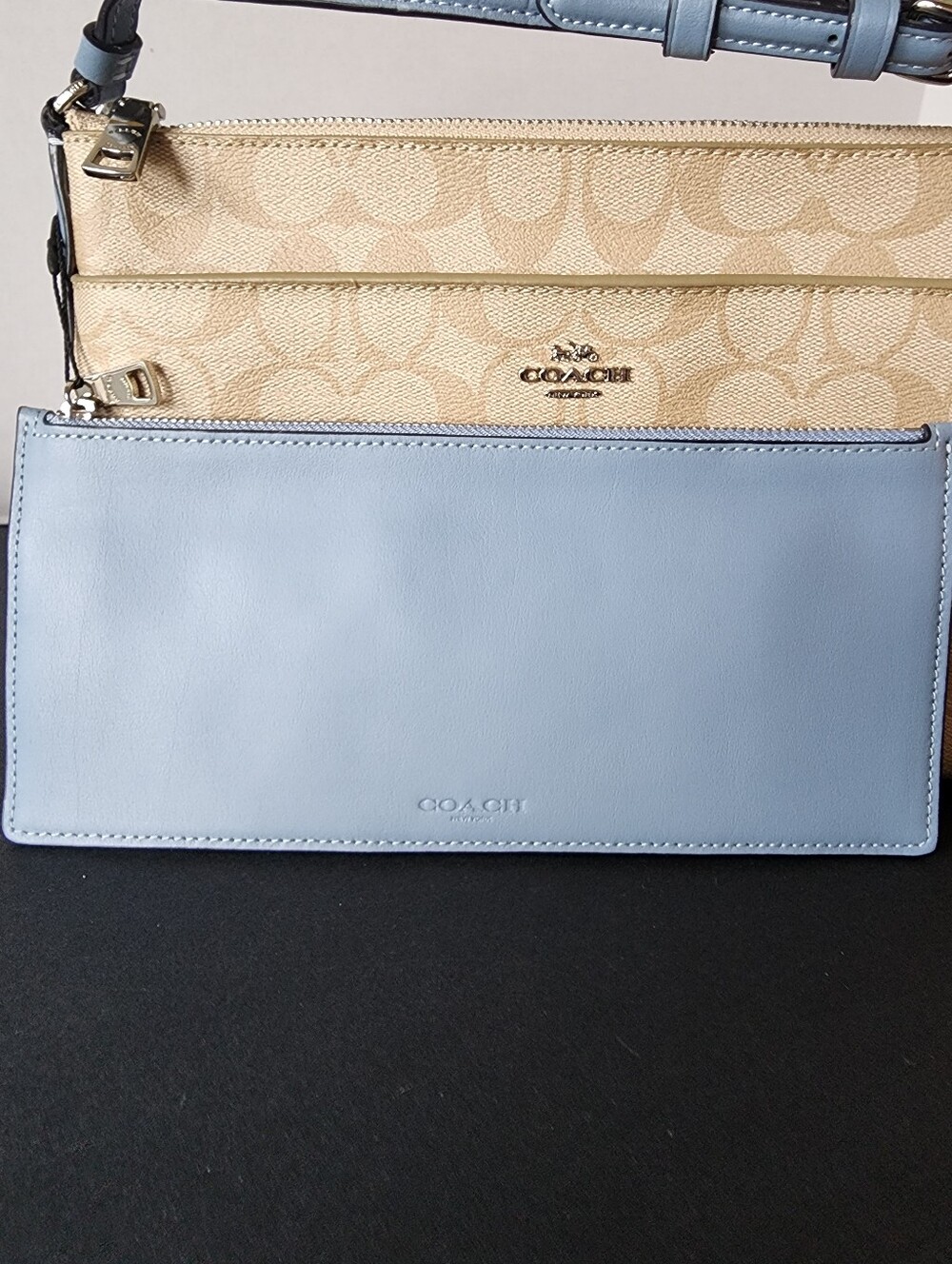 SOLD✨️NWT✨️ Coach Signature East West Pop Crossbody With Pouch, 2017, $228 MSRP - Picture 3 of 9